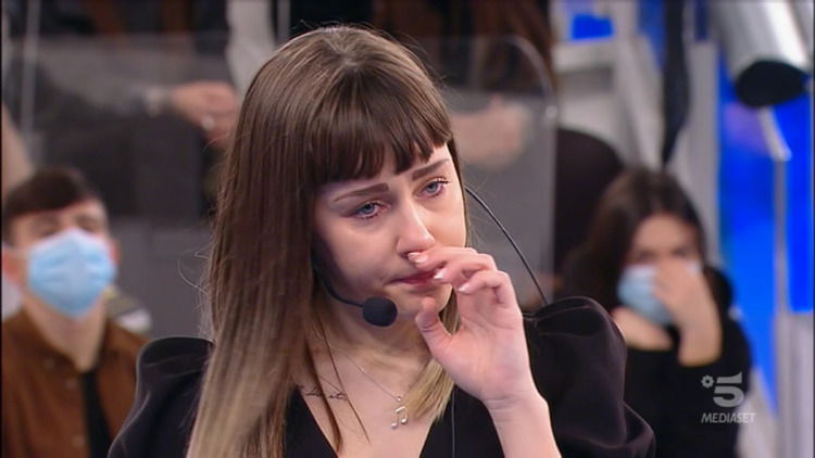 ‘Amici 20’, puntata del 30/01/21: Arianna Gianfelici perde la sfida e viene eliminata, Rudy Zerbi fa un gesto provocatorio durante l’esibizione di Raffaele Renda article-post