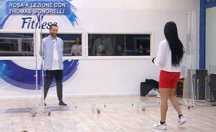 ‘Amici 20’, Lorella Cuccarini presenta a Rosa Di Grazia il coreografo che la preparerà ma il web insorge e grida alla raccomandazione: ecco perché! preview