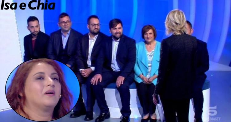 ‘C’è Posta per Te’, il web insorge per i comportamenti retrogradi di Luca nei confronti della moglie Stephanie! article-post