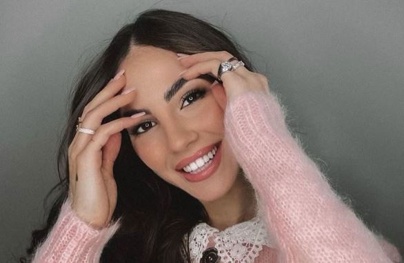 ‘Uomini e Donne’, Giulia De Lellis rivela il nome di chi vorrebbe al suo fianco se le proponessero la conduzione di Sanremo: “Sarebbe l’edizione più social di sempre” preview