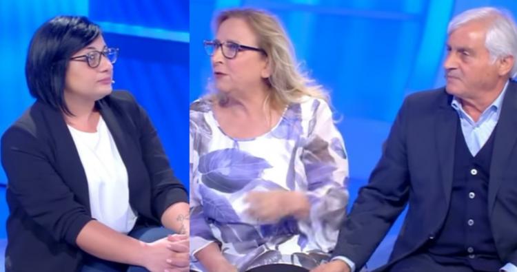 ‘C’è Posta per Te’, Graziella da “matrigna cattiva” a madre affettuosa riabbraccia Lisa (dopo aver zittito Maria De Filippi!) article-post