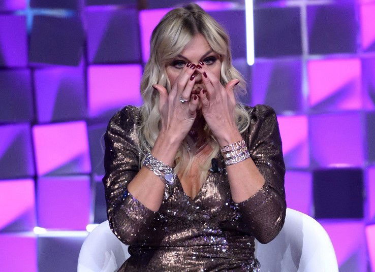 Matilde Brandi ospite a ‘Verissimo’ racconta per la prima volta la fine della storia col compagno e rivela: “Mi ha lasciata tramite un messaggio” preview