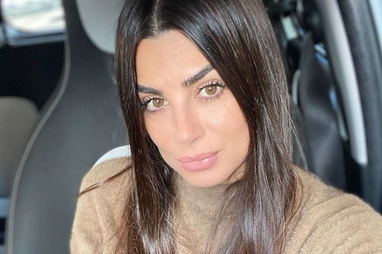 ‘Uomini e Donne’, nella notte incendiata (di nuovo) l’auto di Serena Enardu preview