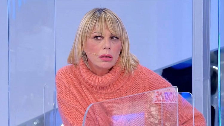 ‘Uomini e Donne’: l’opinione di Isa sulla puntata del 27/01/21 preview