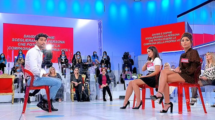 ‘Uomini e Donne’: l’opinione di Chia sulla puntata del 15/01/21 preview