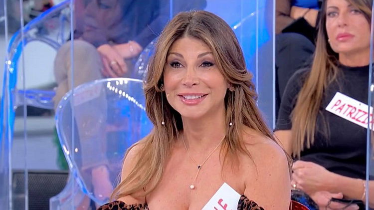 ‘Uomini e Donne’, dopo le accuse di Alfonso Barone arriva la replica di Nicole Vinti che fornisce la sua versione dei fatti preview