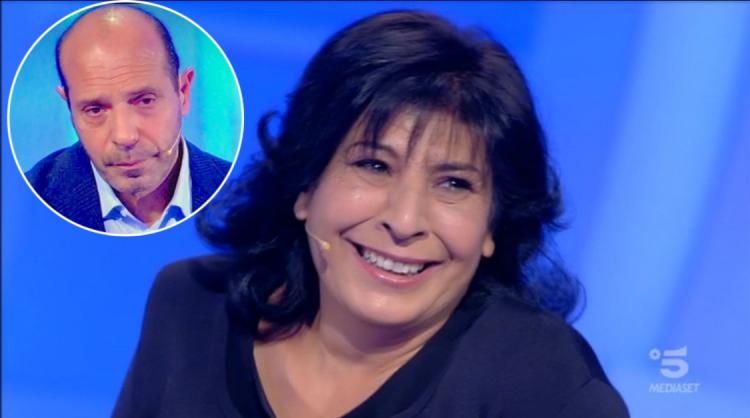 ‘C’è Posta per Te’, l’iconica Antonella conquista il pubblico (ma non perdona il marito fedifrago online!) preview