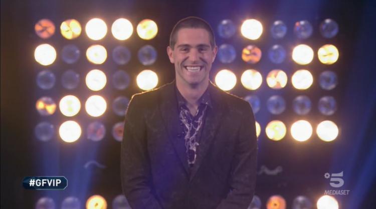 ‘Gf Vip 5’, quarantesima puntata: Tommaso Zorzi è il terzo finalista, arriva la diffida di Giuliano Condorelli, Maria Teresa Ruta torna in Casa per un confronto. In nomination vanno… article-post