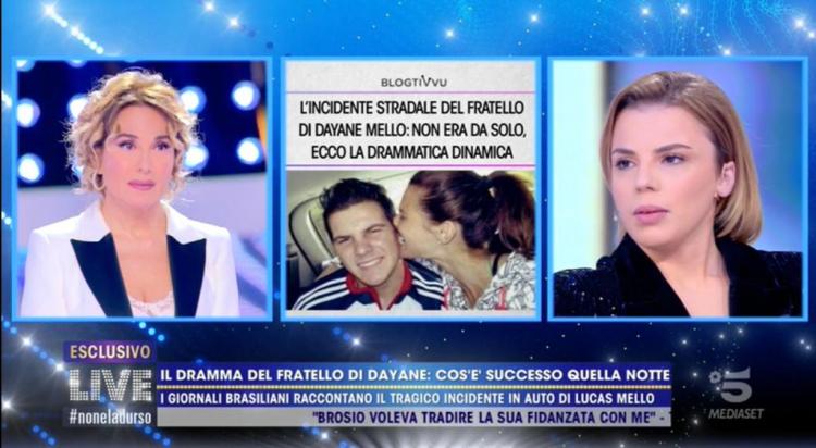 ‘Live – Non è la D’Urso’, salta l’annunciato collegamento con Juliano Mello dopo la scomparsa del fratello Lucas: ecco perché preview