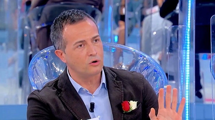 ‘Uomini e Donne’: l’opinione di Isa sulla puntata del 18/02/21 preview