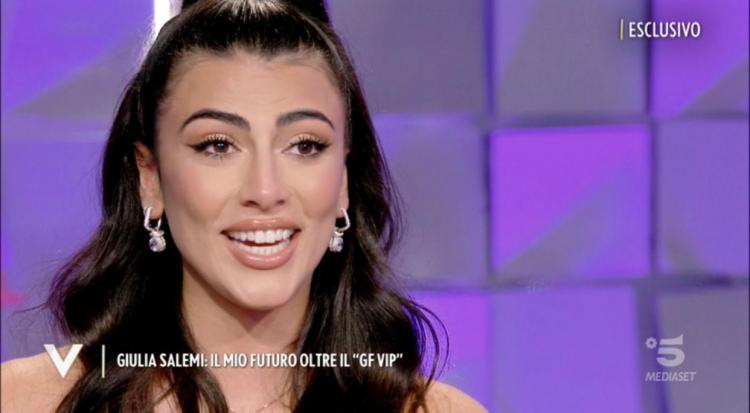 Giulia Salemi ospite a Verissimo: “Tommaso Zorzi mi ha ferita. Pierpaolo Pretelli è il mio tutto” article-post