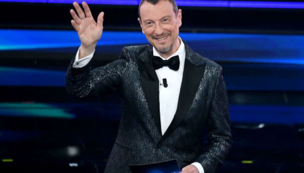 Sanremo 2021, Amadeus commenta la polemica che ha coinvolto Fedez e Chiara Ferragni preview