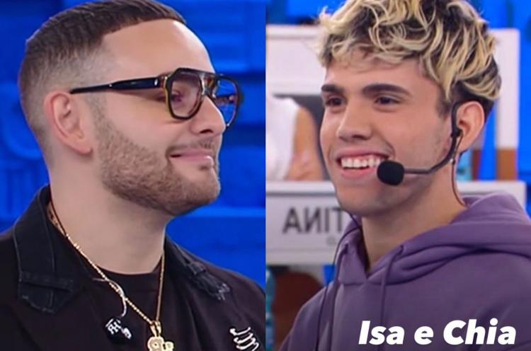 Amici Specials, Rocco Hunt stupisce gli allievi del talent con un freestyle su Maria De Filippi, poi duetta con Aka7Even preview