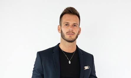 La Pupa e il Secchione e viceversa 2, Matteo Diamante a IsaeChia.it confessa l’interesse per una Pupa: “Ci sono state delle tenerezze, ma…” preview