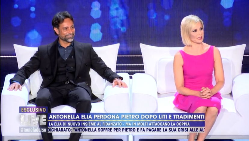 Live – Non è la D’Urso, Pietro Delle Piane: “A Temptation Island ho recitato un ruolo”. La reazione di Barbara D’Urso preview