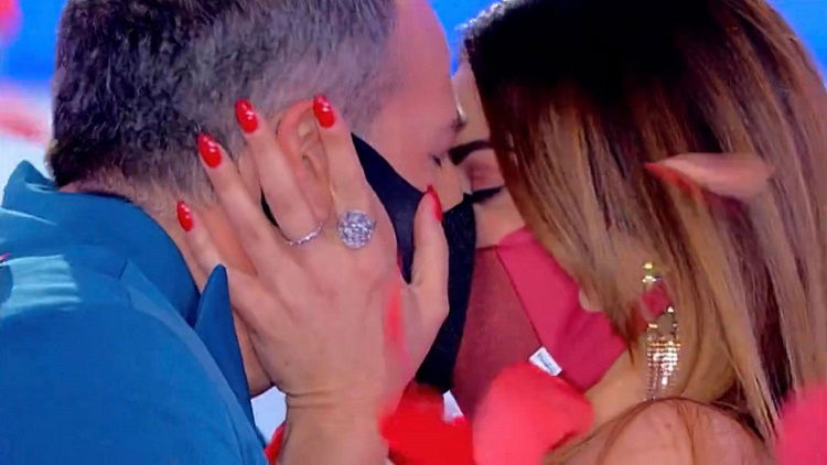 Uomini e Donne: l’opinione di Isa sulla puntata del 9/03/21 preview