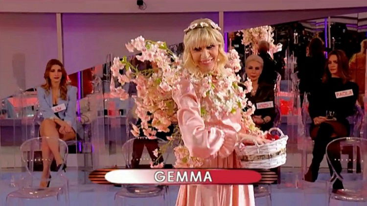 Uomini e Donne, la sfilata di Gemma Galgani o la dichiarazione d’amore di Roberta Di Padua e Riccardo Guarnieri? Ecco chi ha vinto la gara di ascolti preview