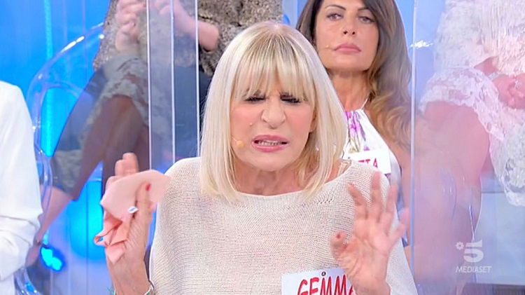 Uomini e Donne: l’opinione di Chia sulla puntata del 2/04/21 article-post