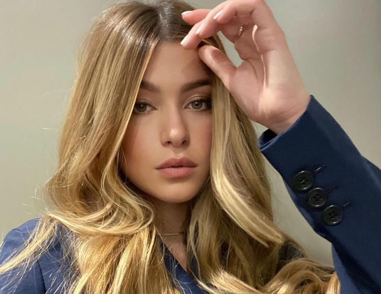 Uomini e Donne, Natalia Paragoni sui social lamenta dolori muscolari (e la motivazione scatena l’ironia del web!) preview