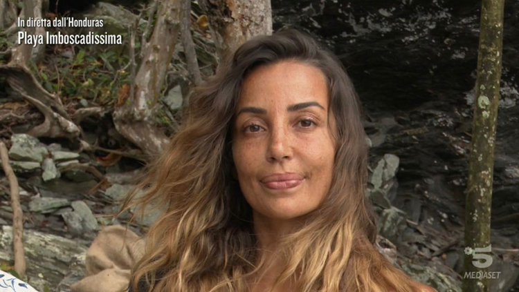 Isola 15, diciannovesima puntata: Andrea Cerioli è il primo finalista, eliminata definitivamente Rosaria Cannavò. In nomination vanno…