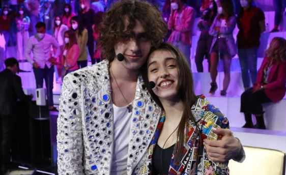 Amici 20, Sangiovanni commenta la finale al fianco di Giulia Stabile: “Era ciò che desideravo dal primo bacio in casetta” preview