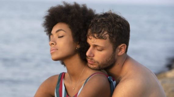 Summertime, lanciato il nuovo trailer della seconda stagione (e la colonna sonora è un noto brano di Sanremo 2021) article-post