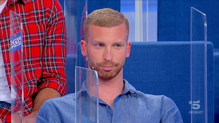 Uomini e Donne: l’opinione di Chia sulla puntata del 3/05/21 preview