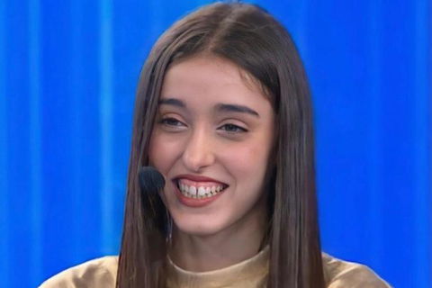 Amici, Giulia Stabile entra nel corpo di ballo del tour di una famosissima artista internazionale: ecco chi preview