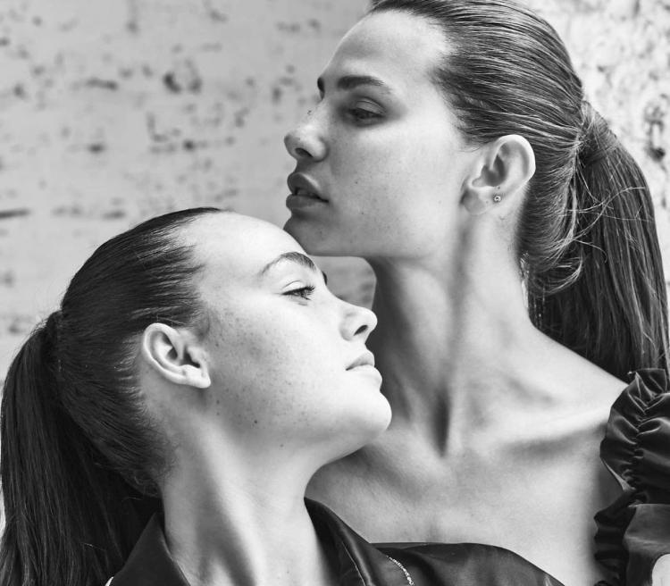 Gf Vip 5, Dayane Mello e Rosalinda Cannavò insieme per lo shooting del nuovo brand della modella: le parole dedicate all’amica preview