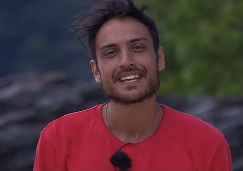 Isola 15, Awed racconta un divertente aneddoto inedito su uno dei naufraghi, poi confessa l’unica cosa che non gli è piaciuta dell’avventura preview