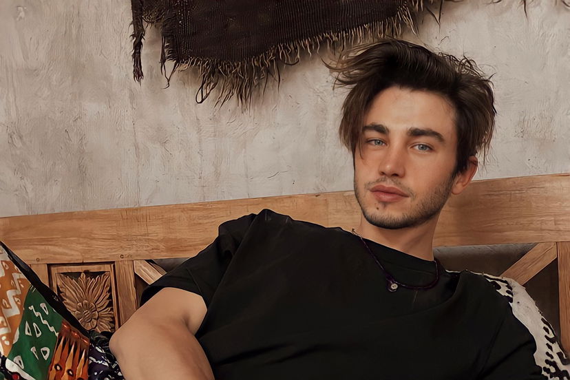 Amici, Riccardo Marcuzzo è innamoratissimo: ecco chi è la fidanzata preview