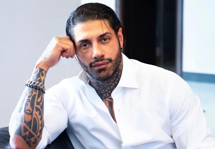 Temptation Island, Francesco Chiofalo fa un (brutto) scivolone e viene sommerso di critiche: ecco cosa è successo preview