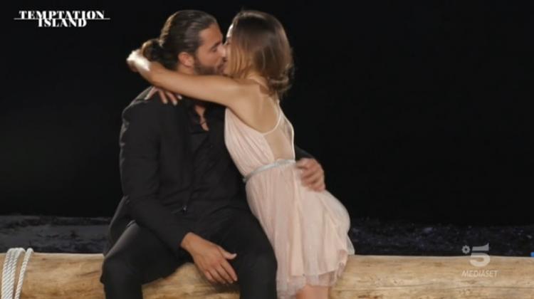 Temptation Island 9, falò di confronto anche tra Alessio Tanoni e Natascia Zagato che lasciano insieme il programma preview
