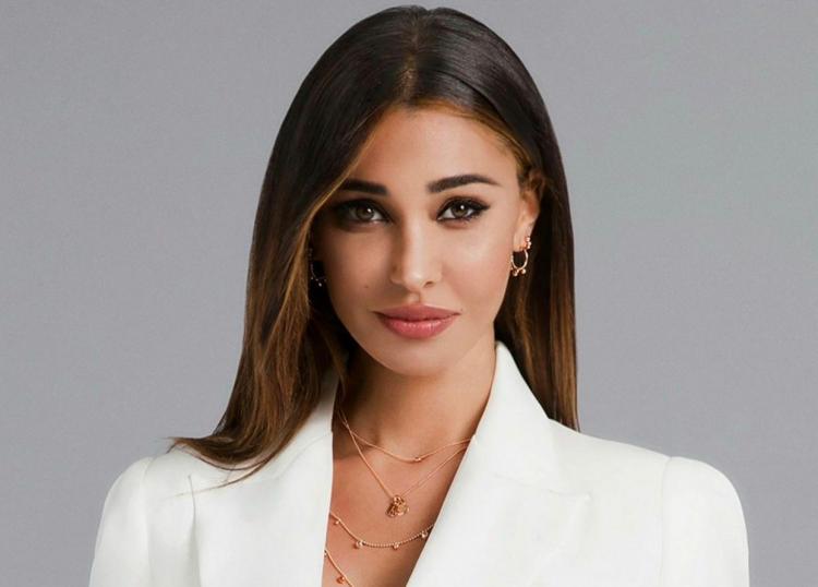 Belen Rodriguez pubblica le prime foto con la sua Luna Marì: “Siamo di una felicità indescrivibile!” preview