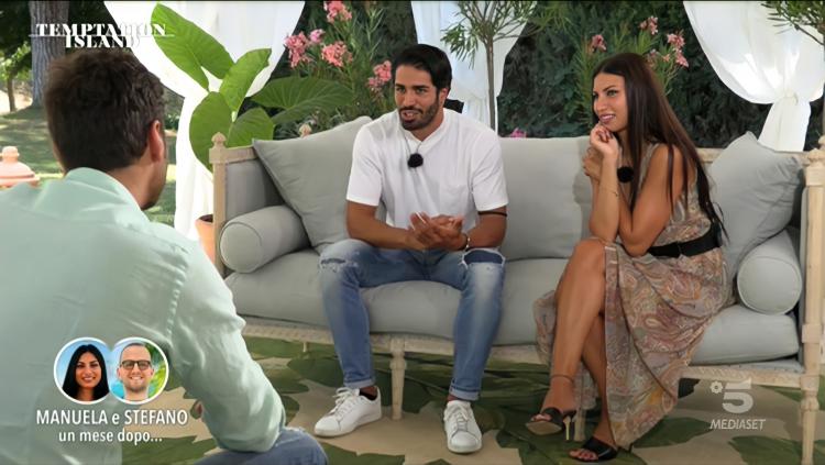 Temptation Island 9, arriva il primo selfie di coppia di Manuela Carriero e Luciano Punzo preview