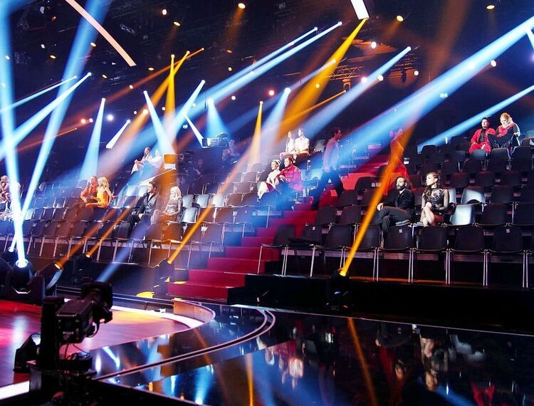 Paola Perego confessa: “Volevo morire, non prendevo in braccio mio figlio per non buttarmi dalla finestra” preview