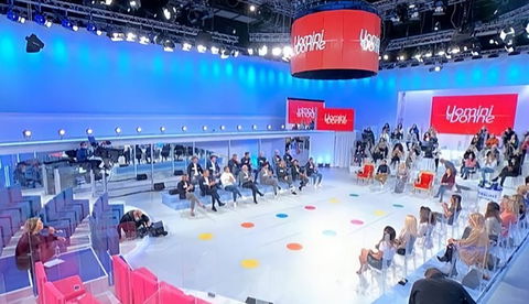 Uomini e Donne, ex tronista si sfoga sui social: “Ogni giorno mi chiedono come sia riuscita a superare l’ansia e gli attacchi di panico, ma…” preview