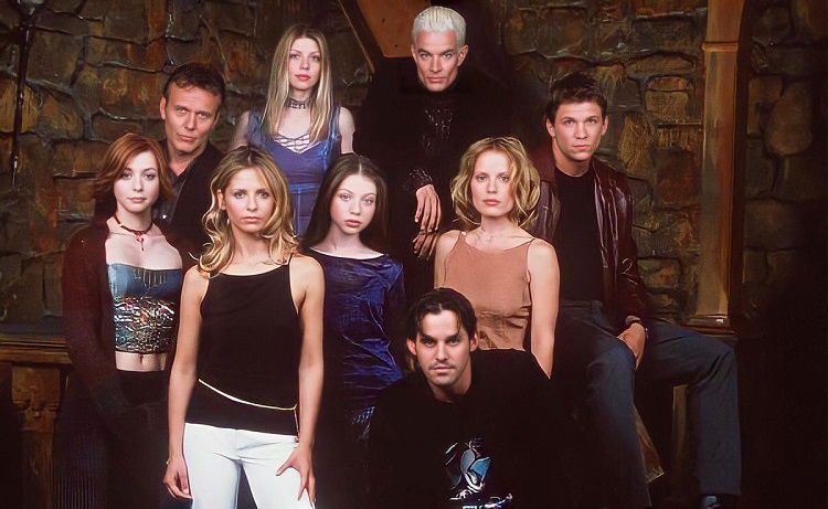 Buffy l’ammazzavampiri: uno dei protagonisti della serie è stato arrestato (e nella foto segnaletica è irriconoscibile!) preview