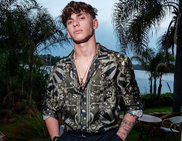 Amici 20, l’attrice di Skam Italia Greta Ragusa nel nuovo videoclip di Deddy preview