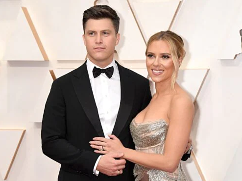 Scarlett Johansson e Colin Jost