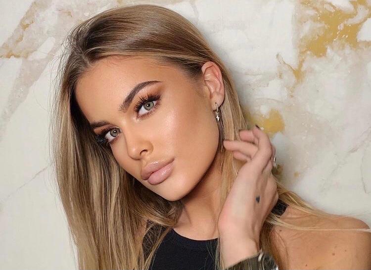 Uomini e Donne, Sophie Codegoni ha rifatto il seno: “Era una cosa che volevo fare da una vita!” preview