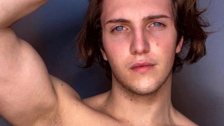 Amici 22, Tommaso Stanzani svela per quale ballerino fa il tifo e sulla sua assenza social: “Ho ricevuto molte critiche…” preview