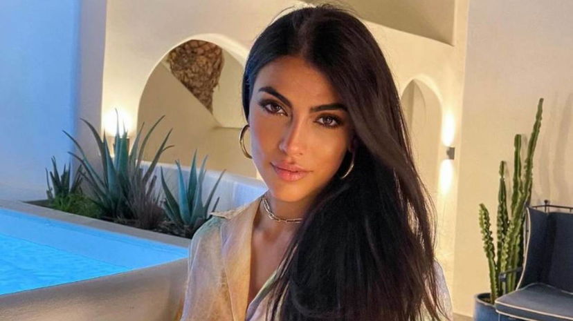 Giulia Salemi infuriata sui social: “Nessuno si permetta di mettermi in bocca parole per creare zizzania!” preview