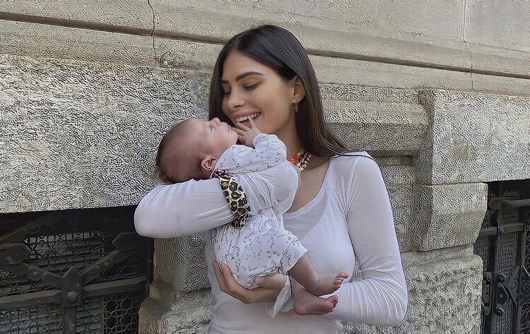 Ludovica Valli risponde alle critiche sul tipo di alimentazione scelto per la figlia Anastasia preview