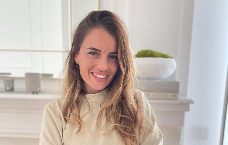 Uomini e Donne, Ramona Amodeo criticata per la forma fisica (e non solo): le sue sarcastiche risposte preview