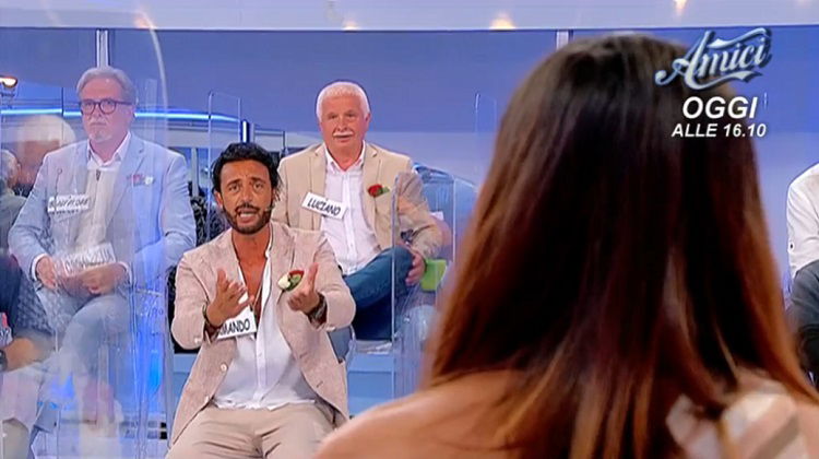 Uomini e Donne: l’opinione di Isa sulla puntata del 22/09/21 preview