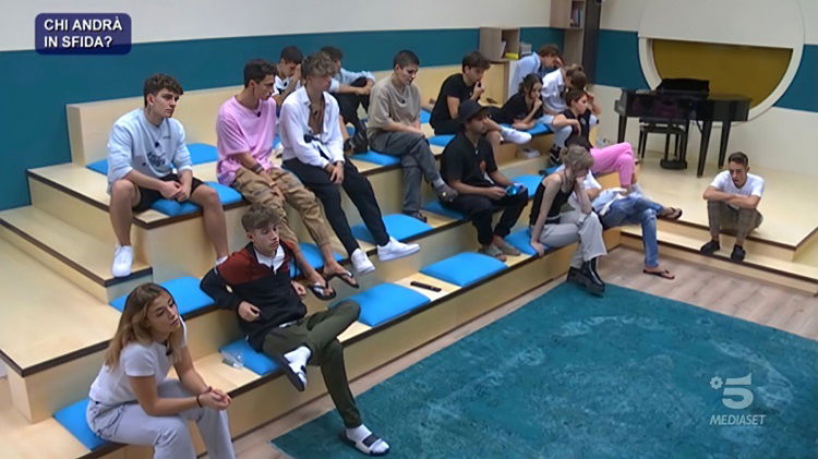 Amici 21, ecco chi sono i 4 allievi che andranno in sfida a causa del provvedimento disciplinare preview
