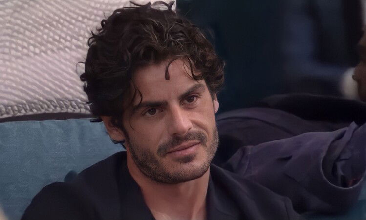 Gf Vip 6, Andrea Casalino confessa l’interesse per una Vippona: “C’era feeling, le ho detto ‘Se mi sblocco ti mangio’!” article-post