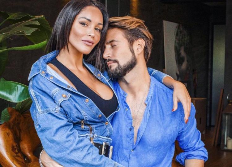 Gf Vip 6, Delia Duran nella Casa come concorrente? La moglie di Alex Belli replica così preview