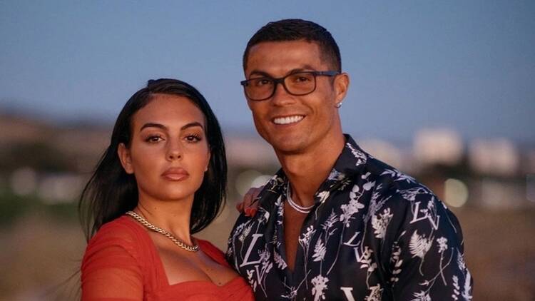 Georgina Rodriguez è incinta di due gemelli: l’annuncio di Cristiano Ronaldo preview